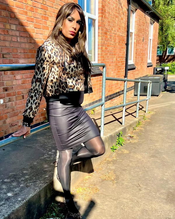crossdresser in public