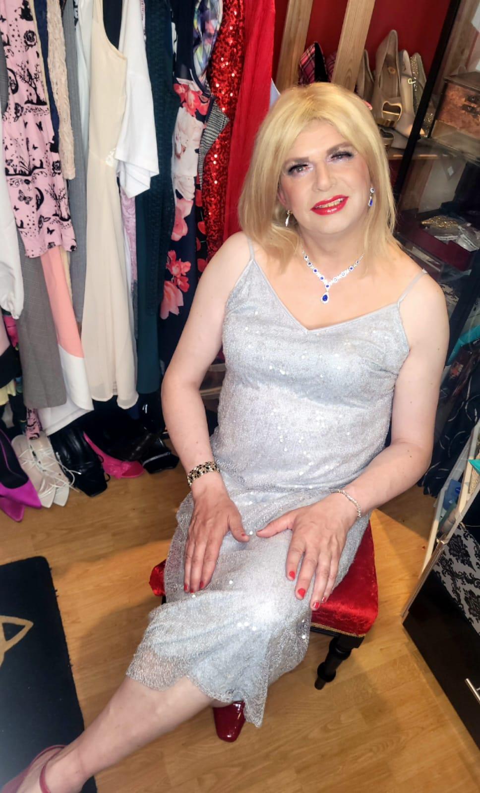 crossdressing service