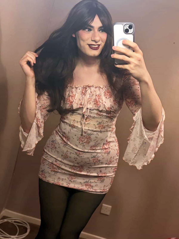 beautiful crossdresser