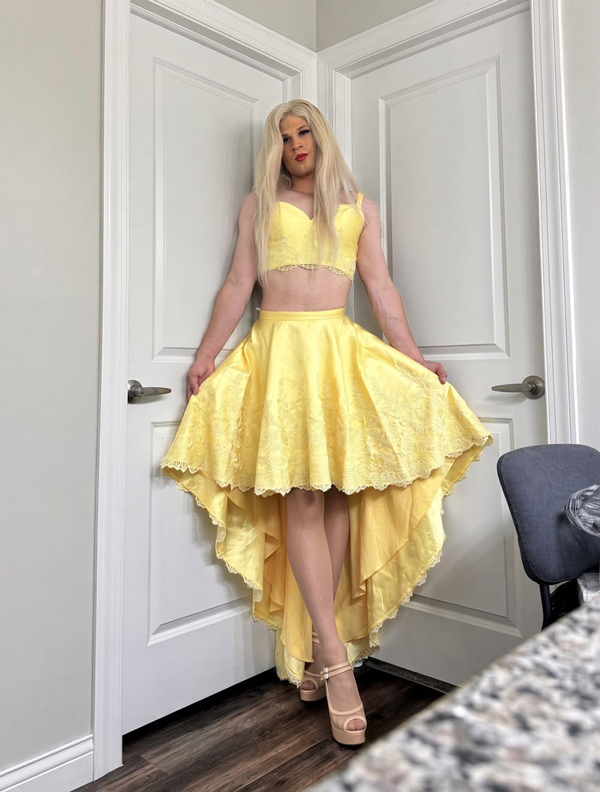 crossdresser Danielle